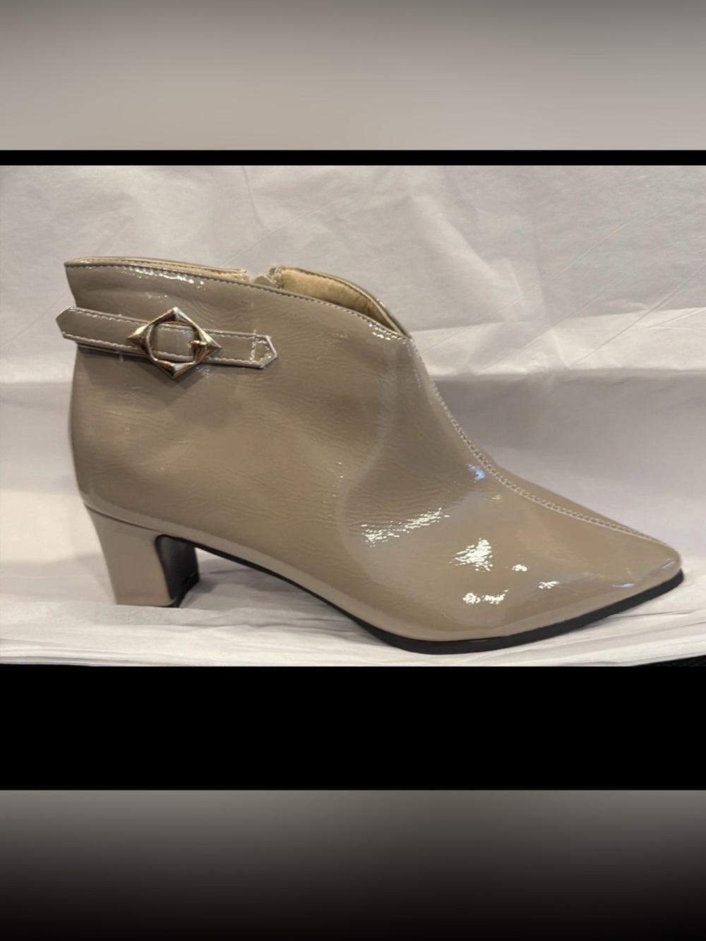Fashion Nova Women’s Pointed Toe Ankle Boots Patent Taupe Size 7 M US
